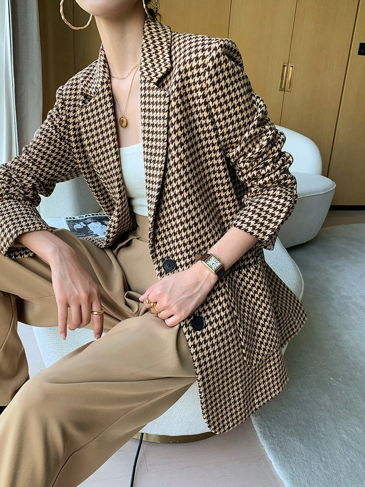 Houndstooth woolen blazer women's short section 2020 autumn and winter new temperament all-match thick plaid suit