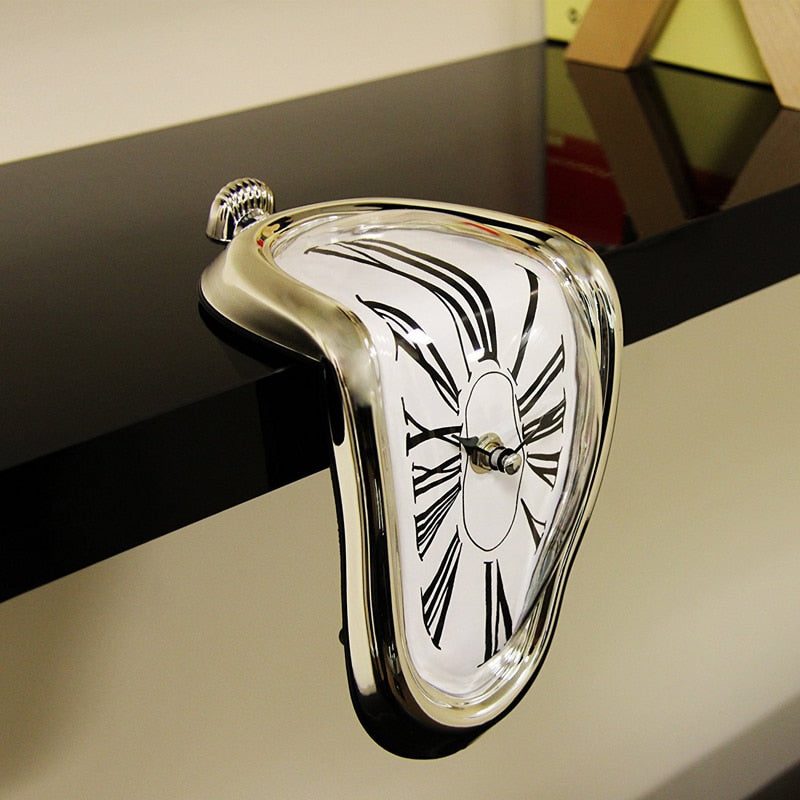 2022 New Novel Surreal Melting Distorted Wall Clocks Surrealist Salvador Dali Style Wall Watch Decoration Gift Home Garden