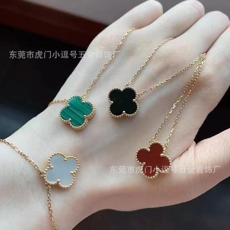 Lucky Clover Sets Stainless Steel Bracelet Earring Necklace Pendant Ring for Women Fashion Gifts for Mother and Daughter