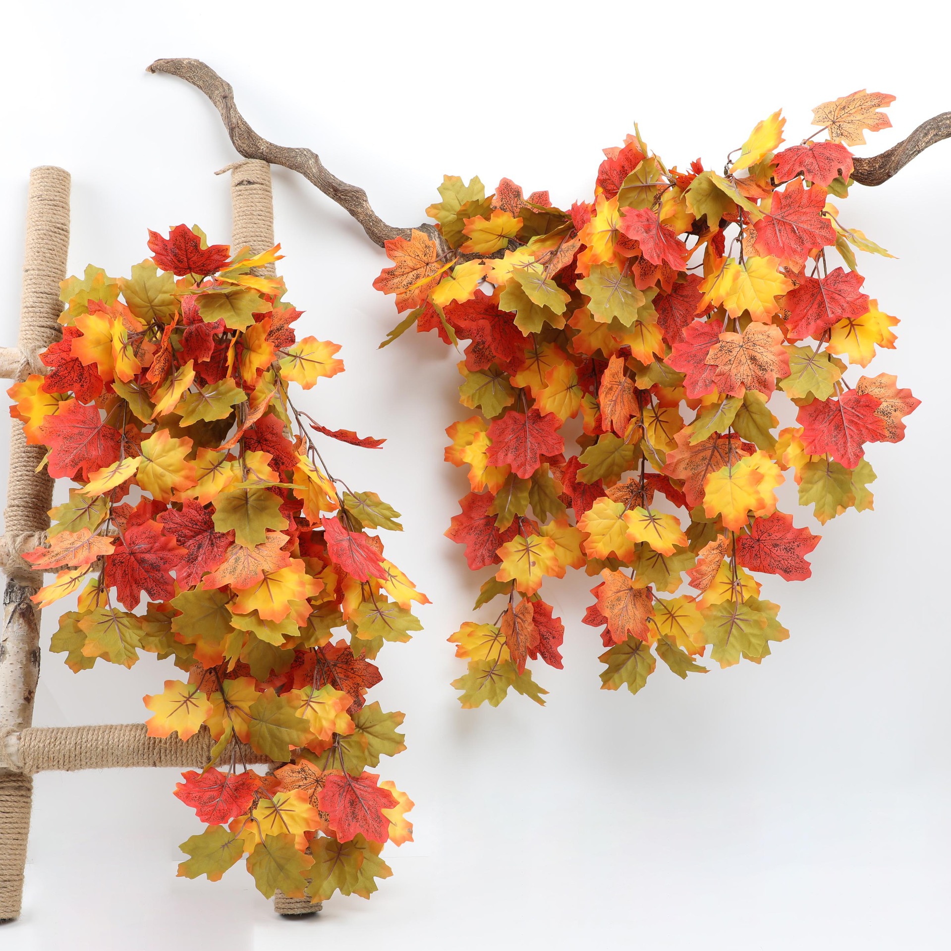 Artificial maple leaf rattan Halloween autumn color hanging Thanksgiving decoration home wall hanging harvest season decoration